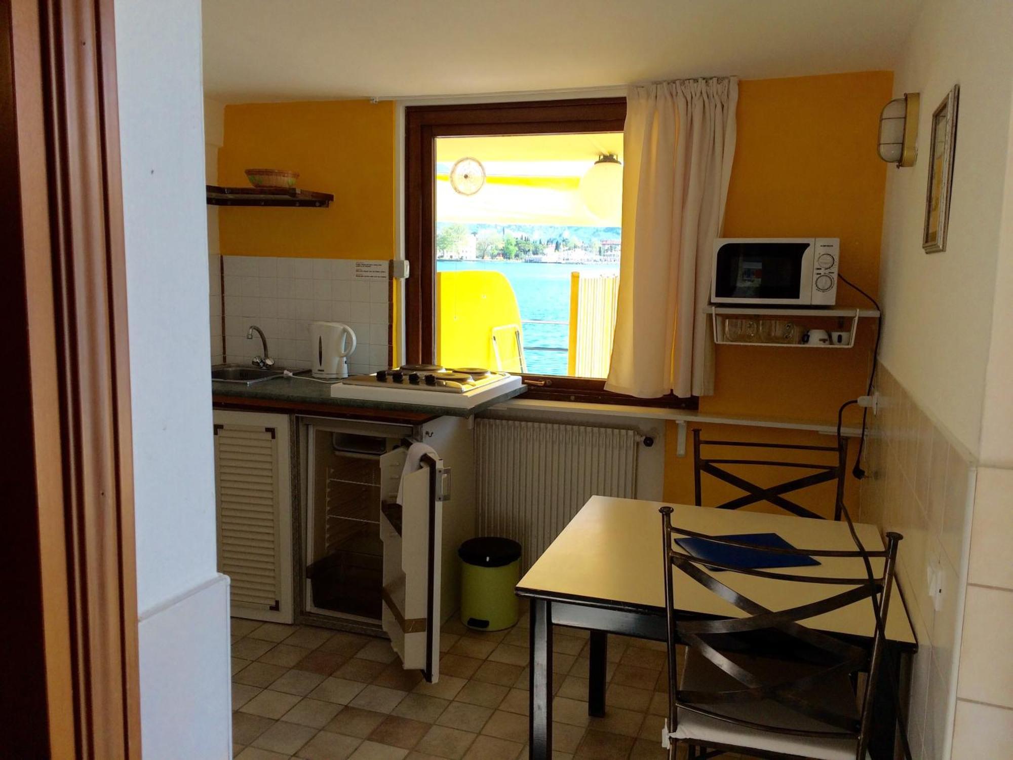 Apartments Excelsior Riva del Garda Værelse billede