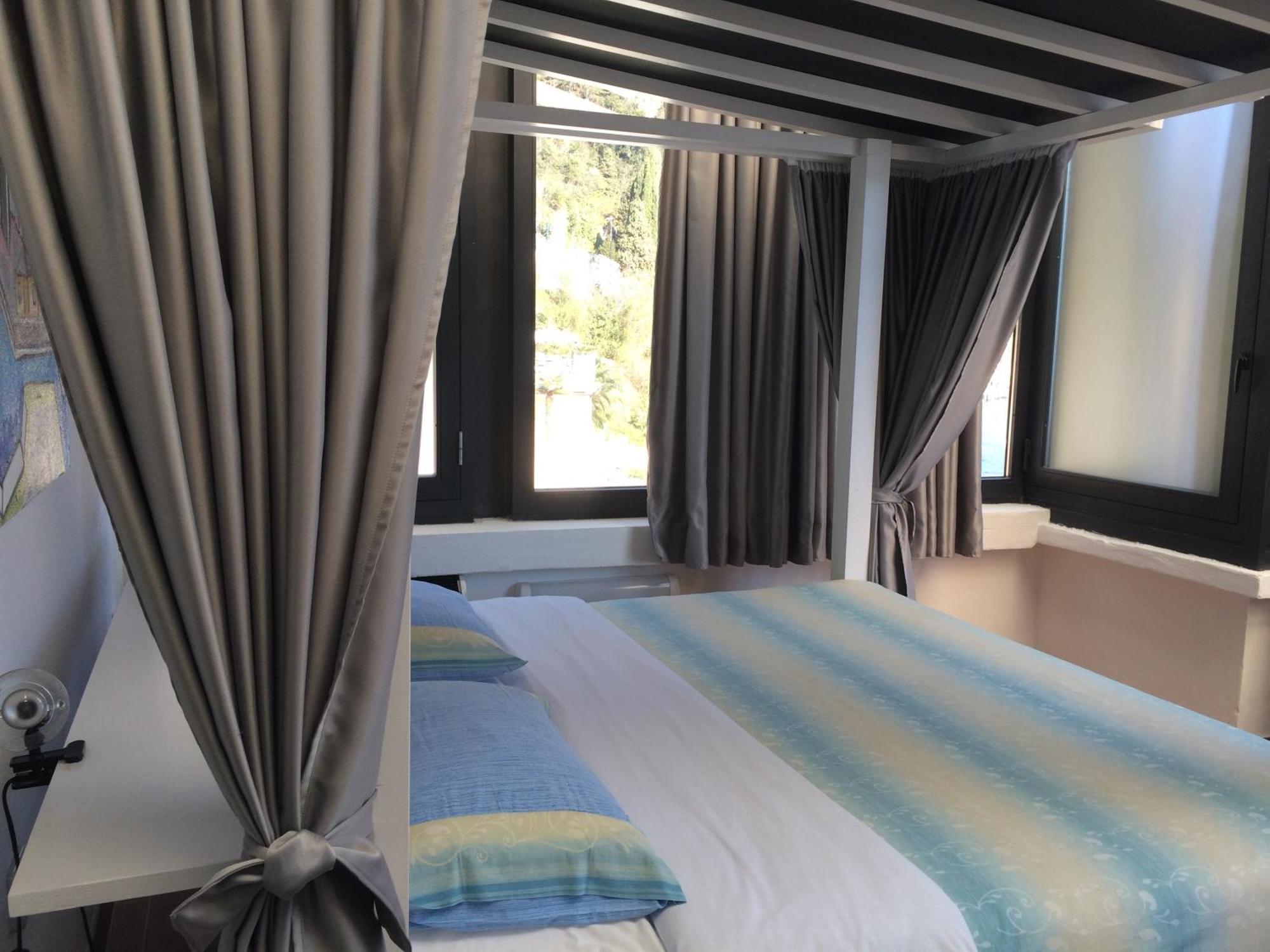 Apartments Excelsior Riva del Garda Værelse billede