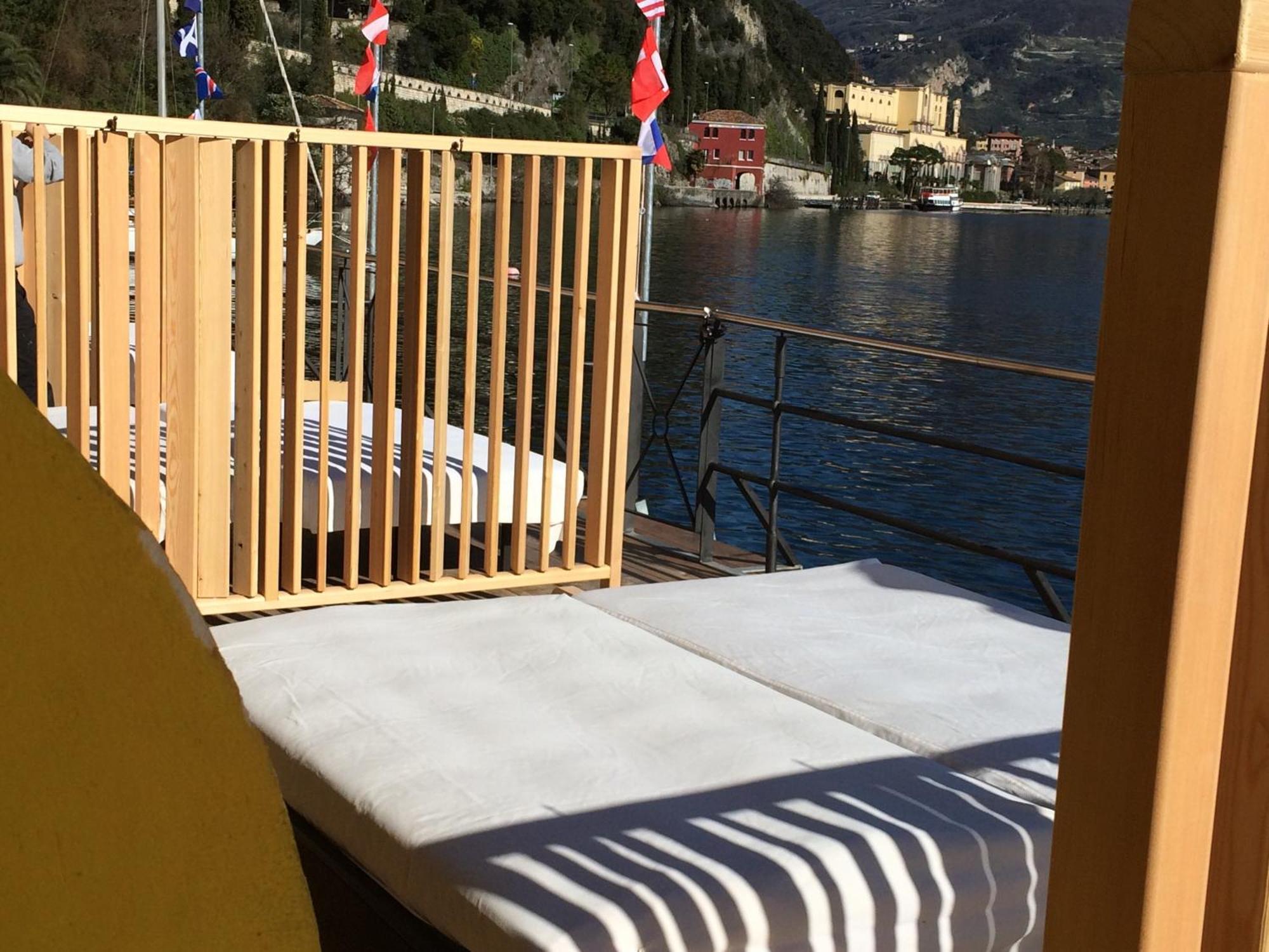 Apartments Excelsior Riva del Garda Værelse billede